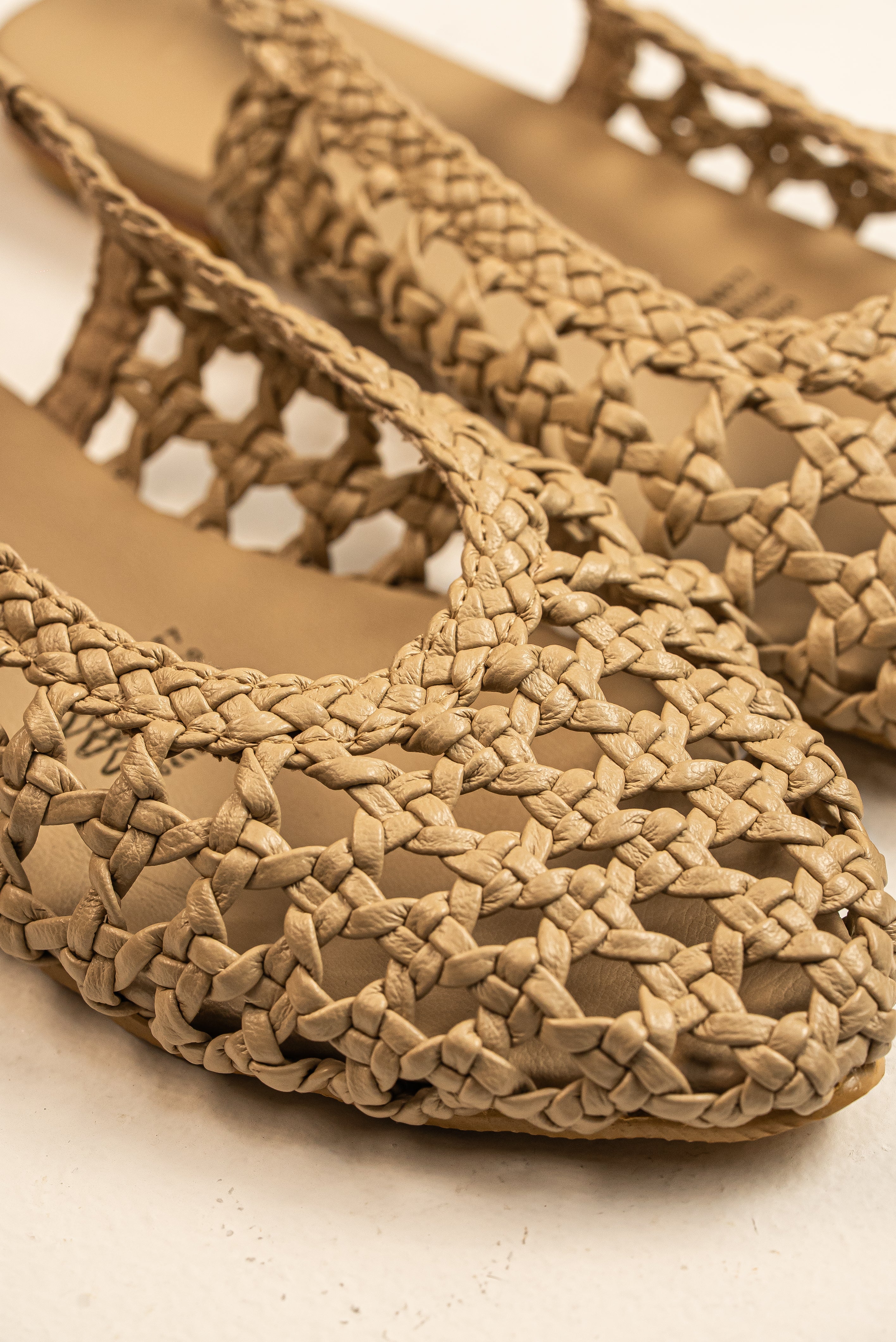 Sandalia Malla Beige