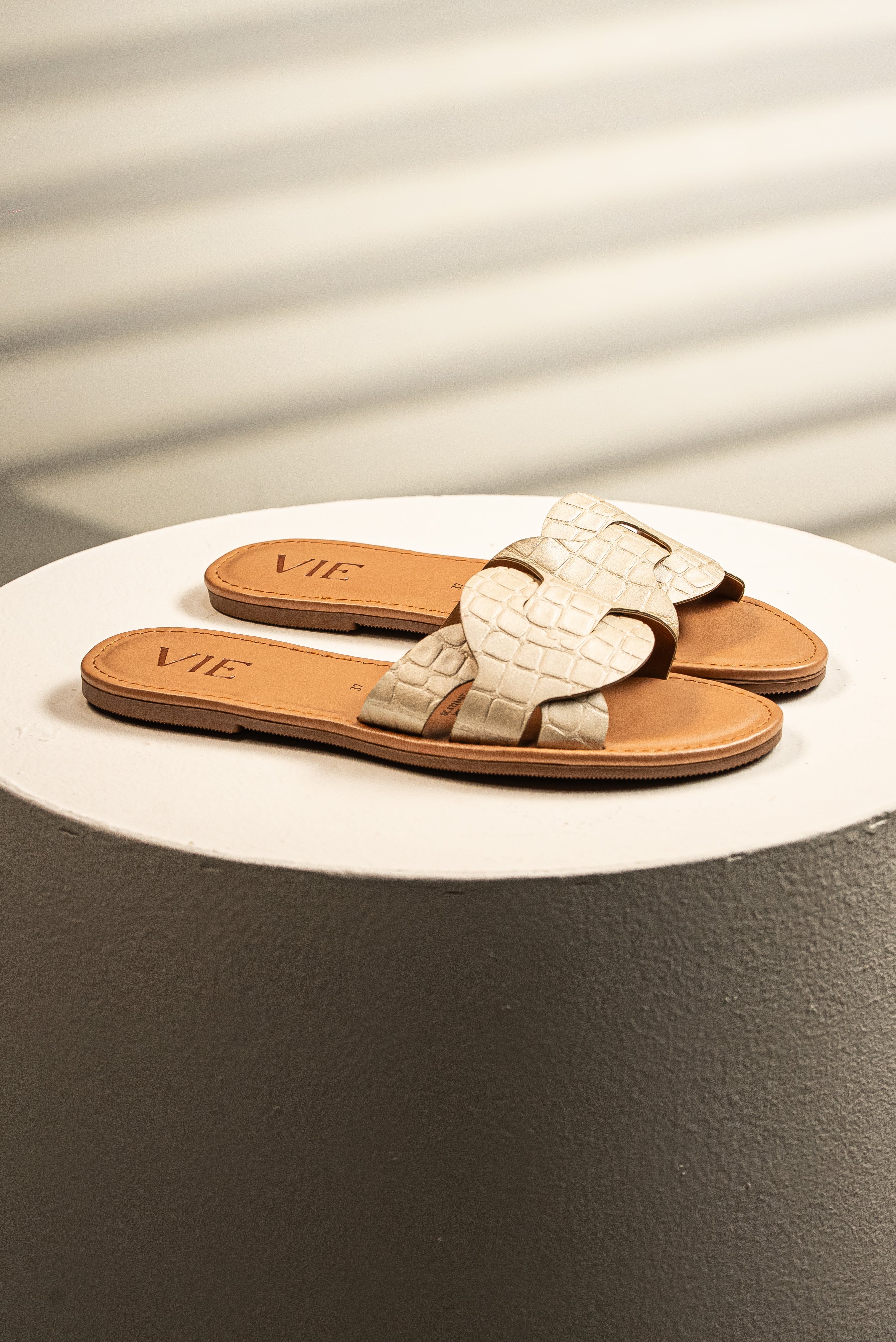 Sandalia Slide Croco Champagne