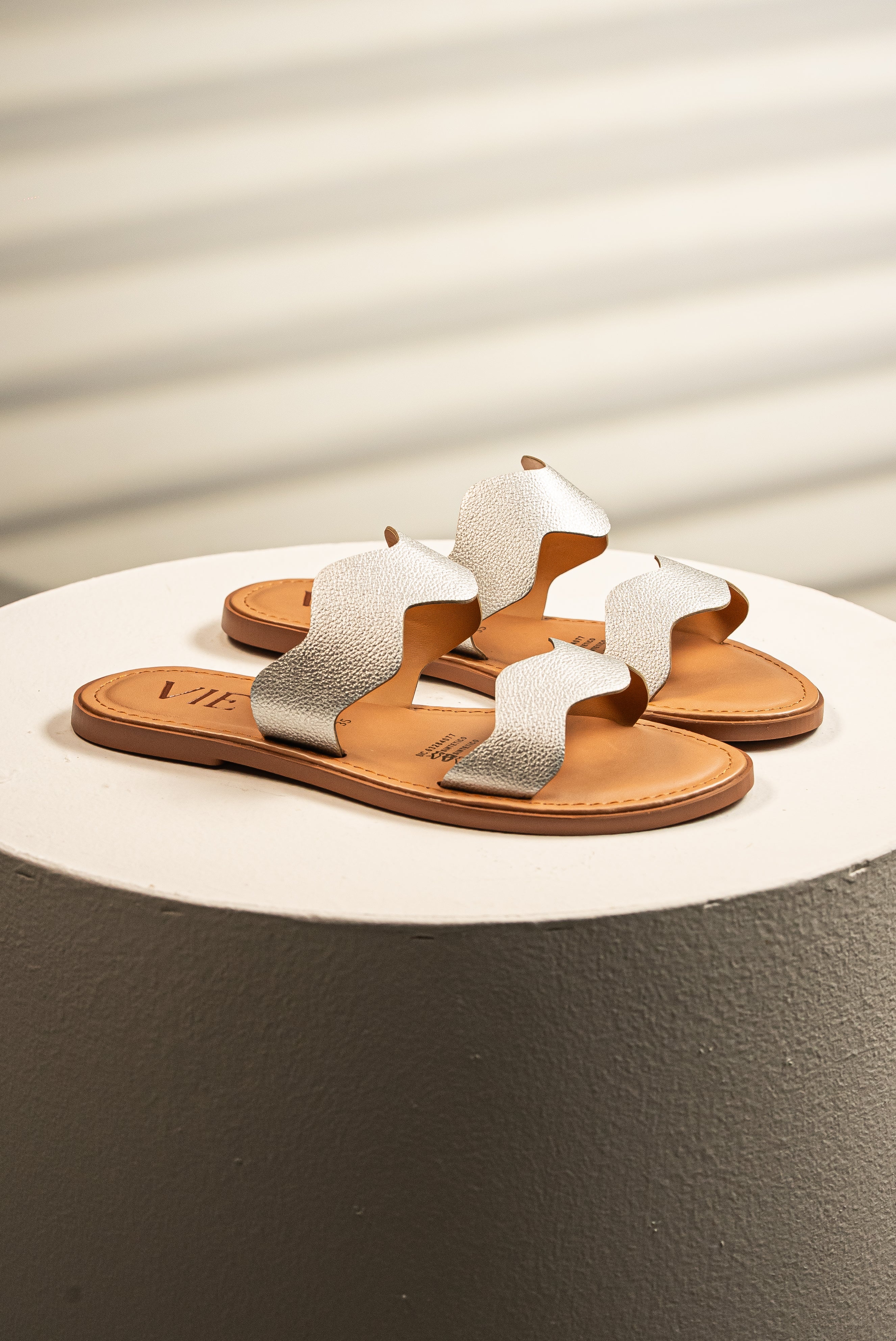 Sandalia Slide Metálico Silver