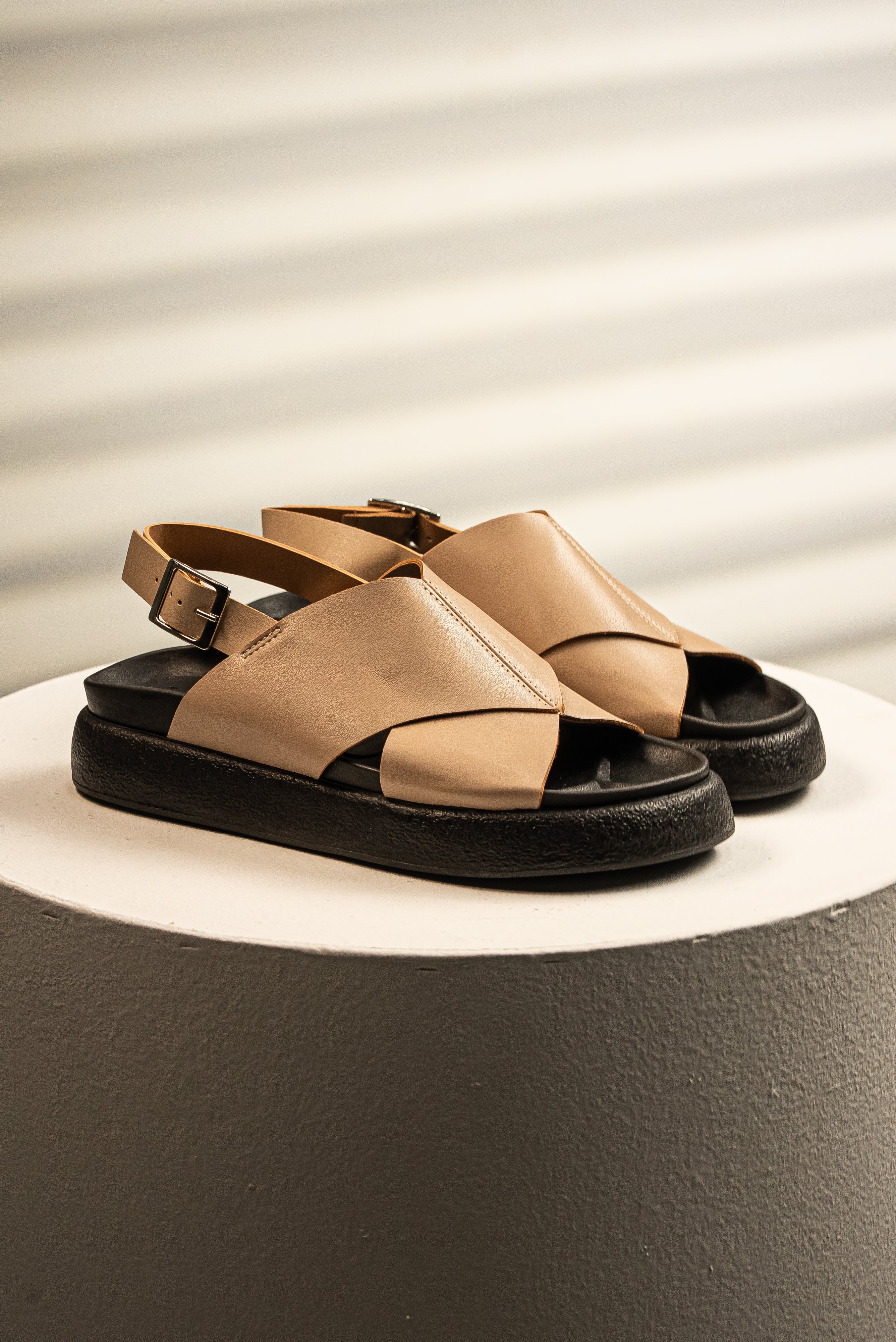 Sandalia Crisscross Urbano