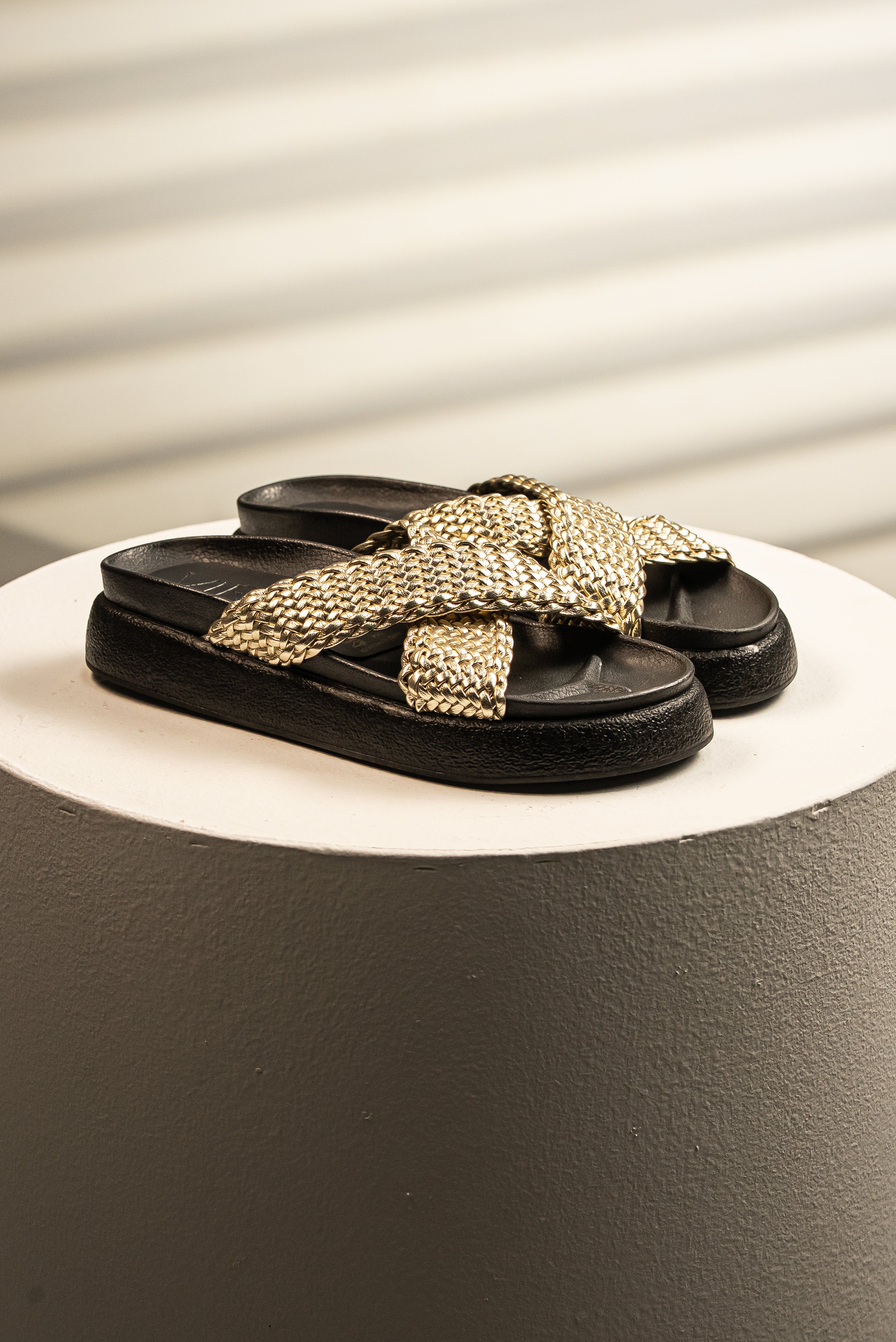 Sandalia Tejido Luxe Gold