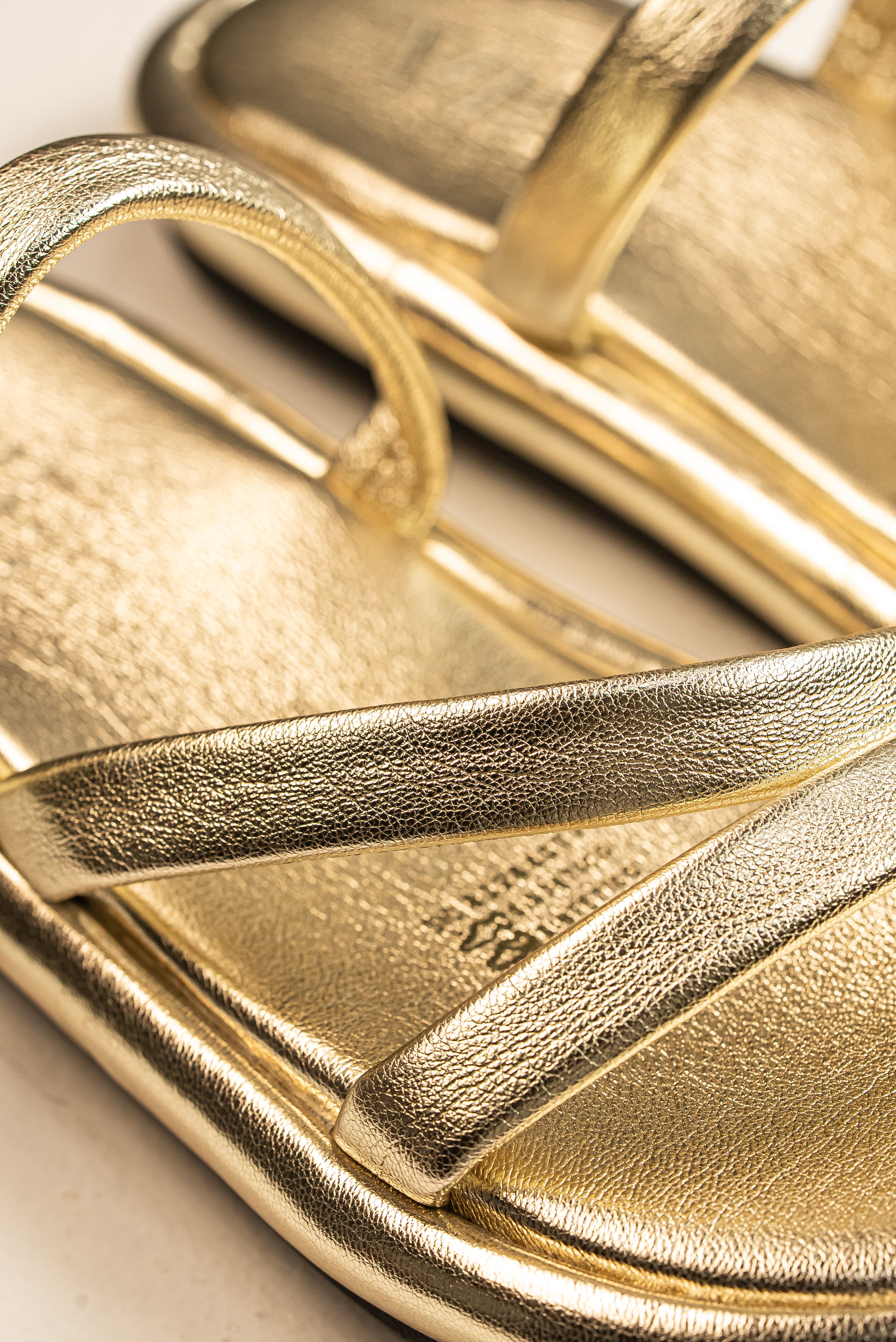 Sandalia Luxe Strappy