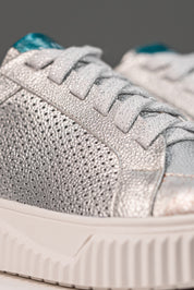 Tenis Plata Glam Metálico