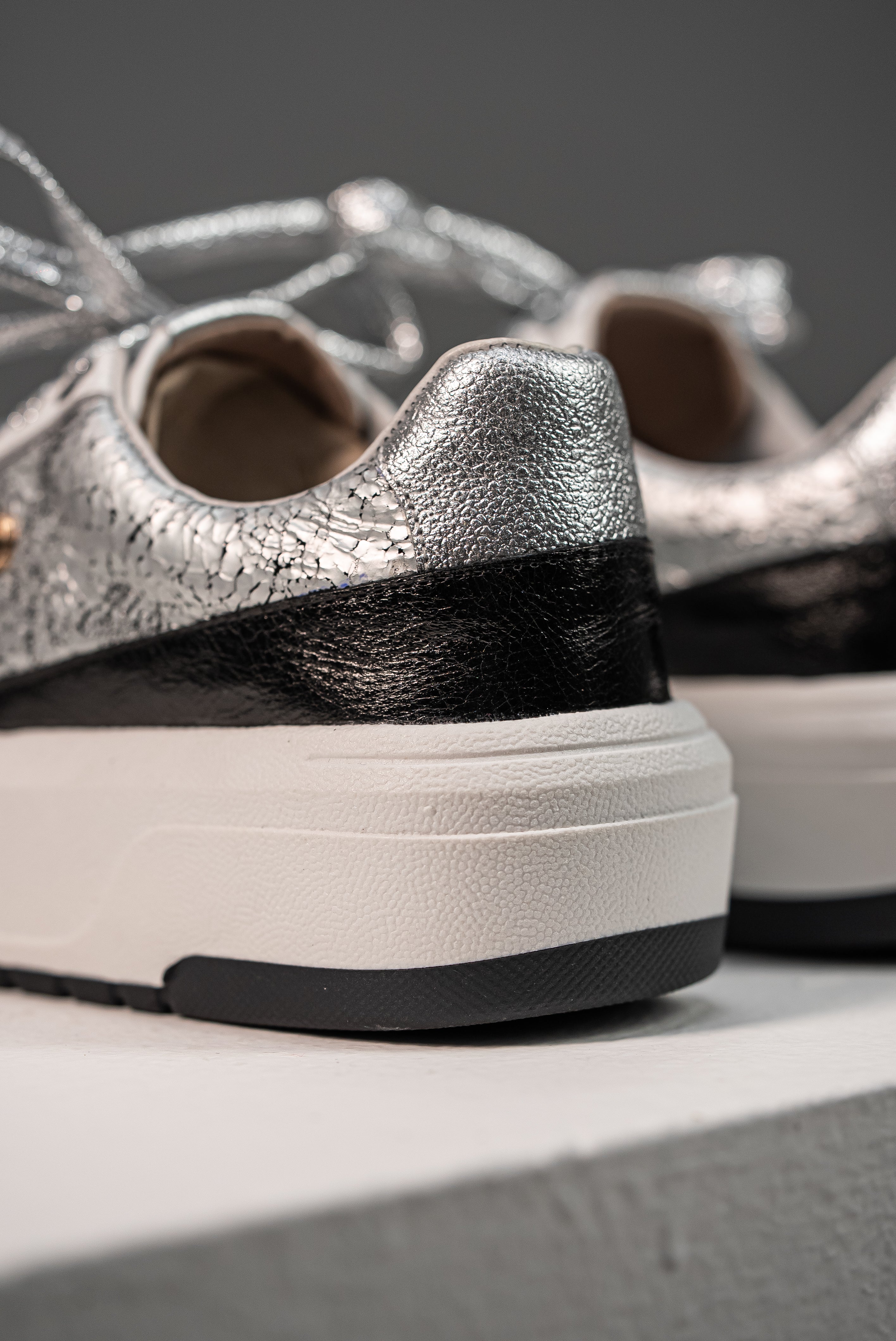 Tenis Silver Crackle