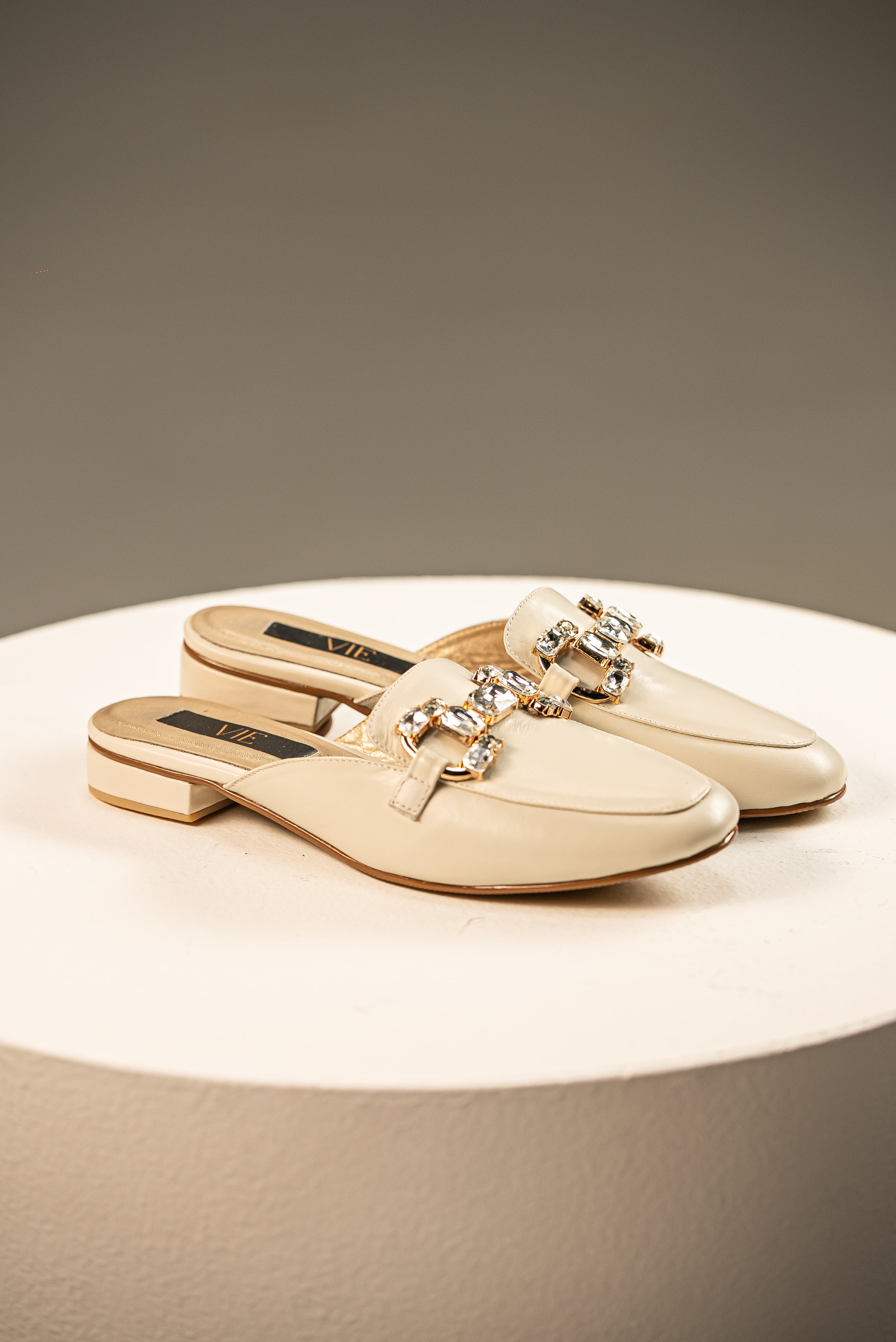 Mules Carolina de Lujo Almendra