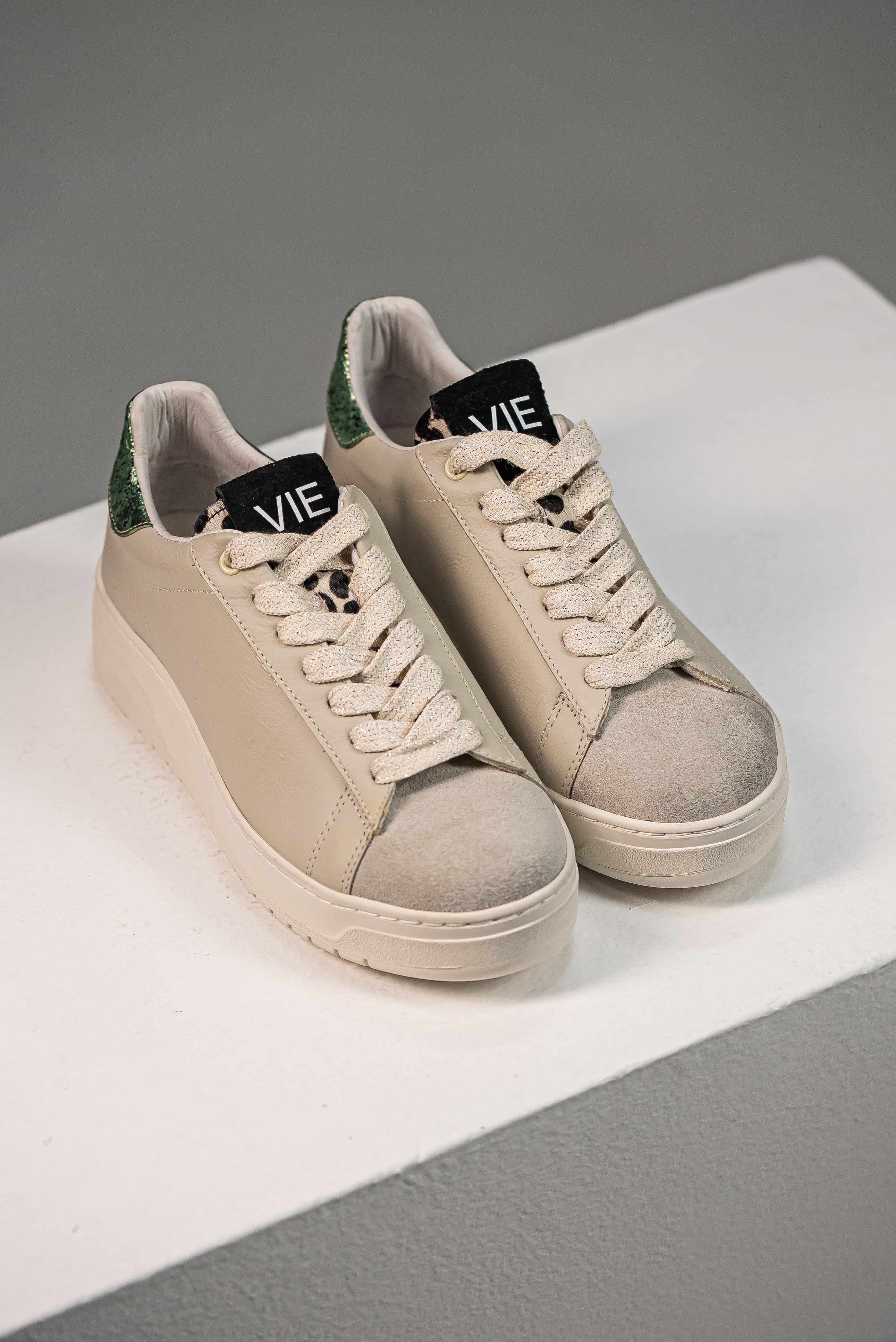 Tenis Clásico Malaquita