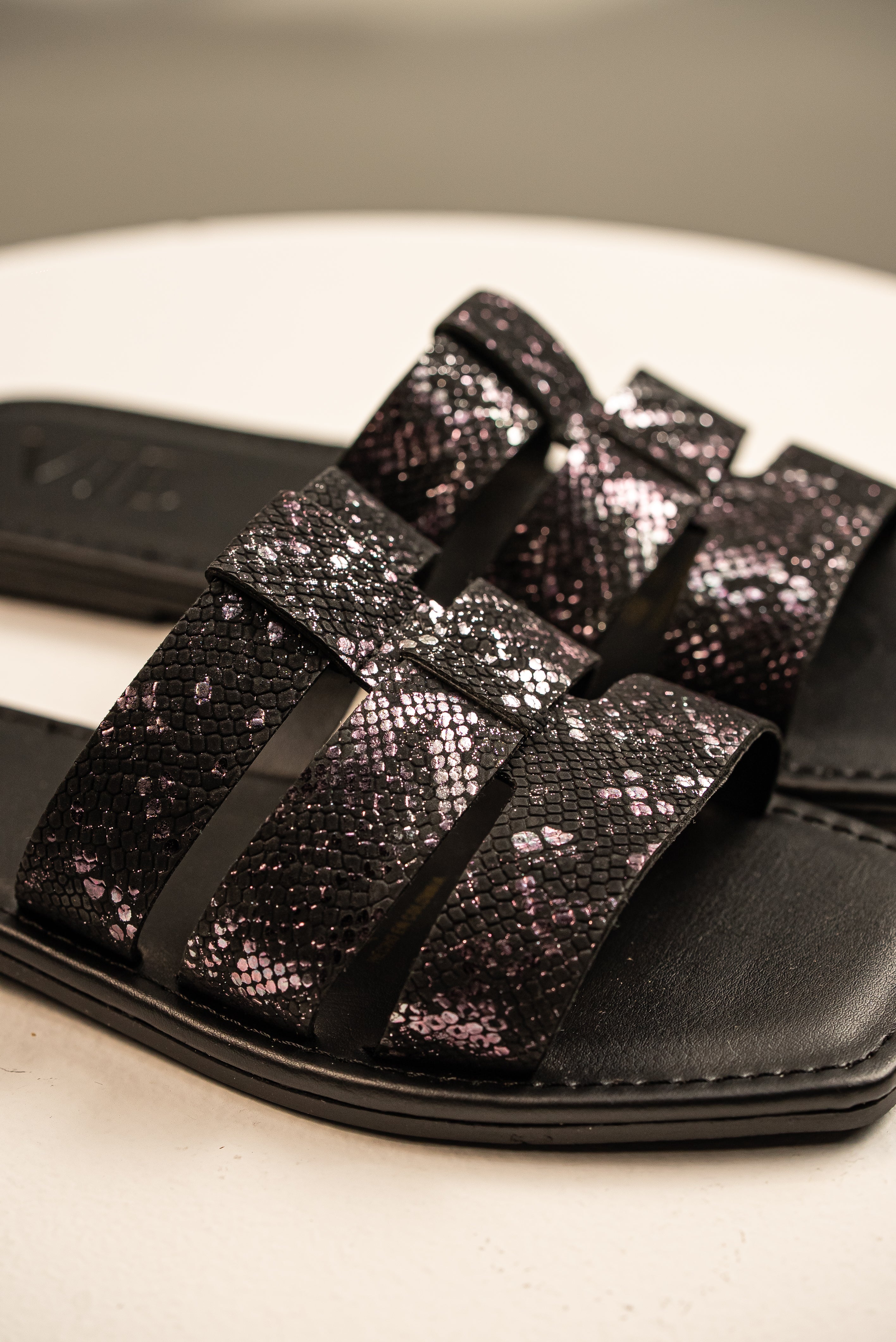 Sandalia Serpiente Dark